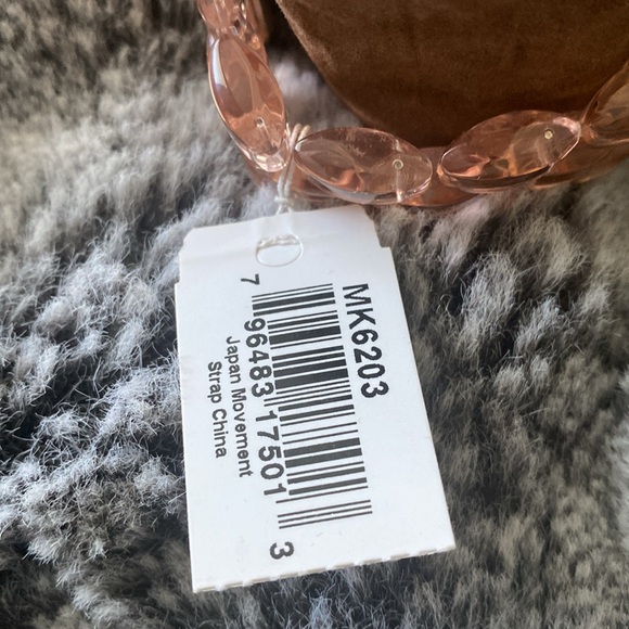 Michael Kors watch - Picture 3 of 7